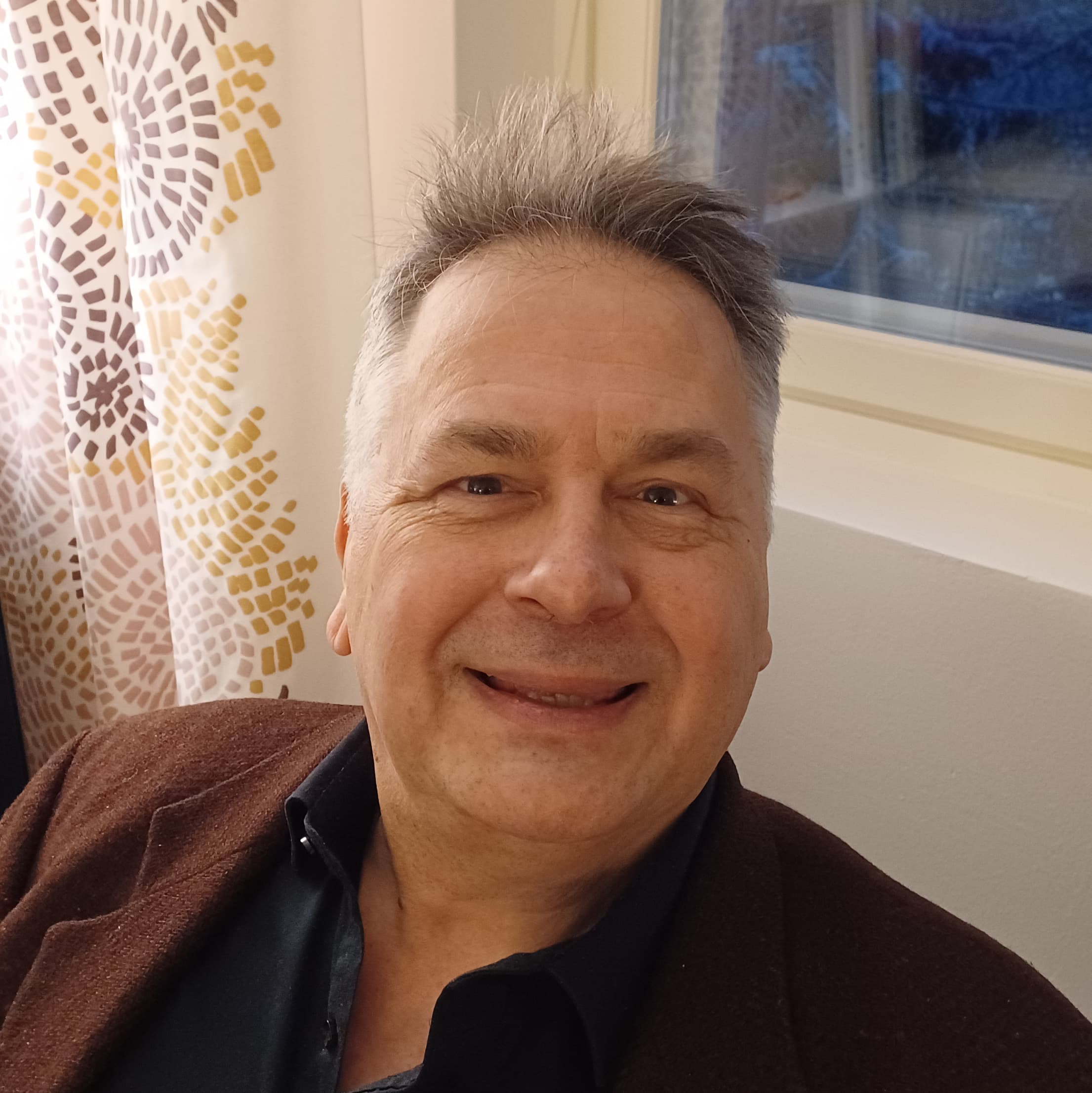 Ari Saario, terapeutti ja kirjailija